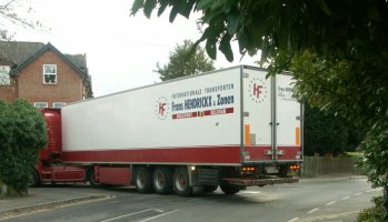 Lorry turning