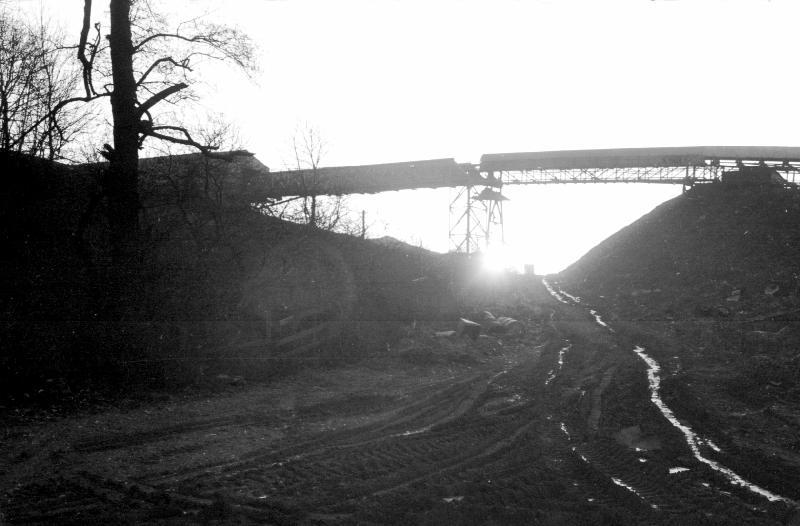 Aerial conveyor