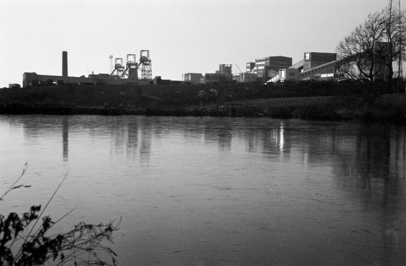 Kirkby Bentinck colliery across the mill pond